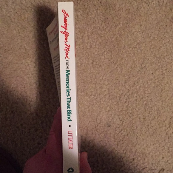 Book - Picture 3 of 8